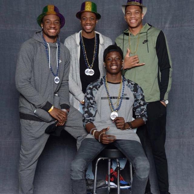 以及由主播 以及由主播